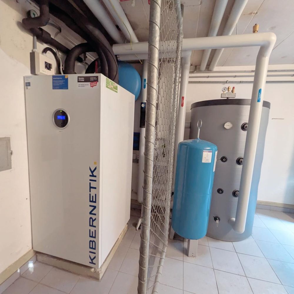 2025 / MFH Wehntalerstrasse, Zürich
Kunde: Stadt Zürich / Arbeit: Planung und Sanierung Wärmeerzeugung (Sole/Wasser-WP)