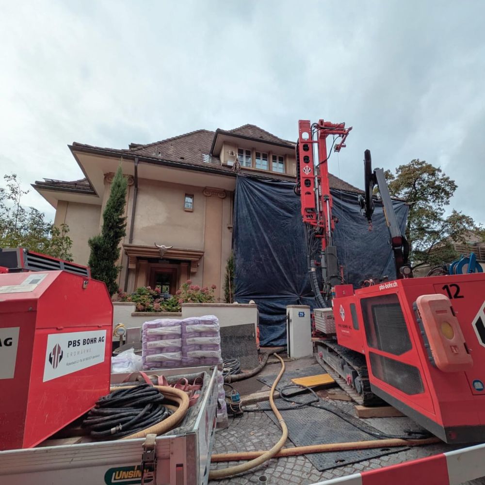 Objekt: Villa Krönleinstrasse, Zürich
Kunde: Vera Gloor AG / Arbeit: Planung und Ausführung Heizungssanierung (Sole-WP, WP-Boiler)