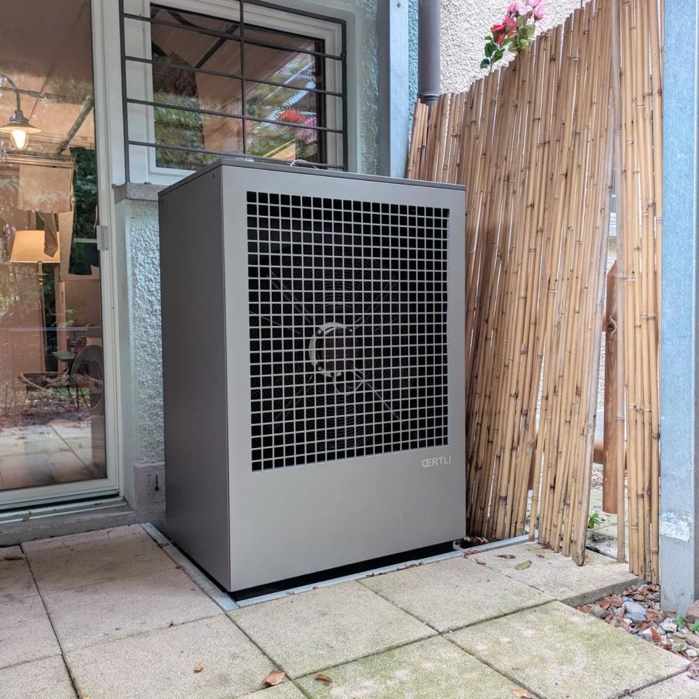 Objekt: REFH Schneeglöggliweg, Zürich
Kunde: Privat / Arbeit: Planung und Installation einer Zentralheizung mit Wärmeverteilung (Luft/Wasser-WP+WW)