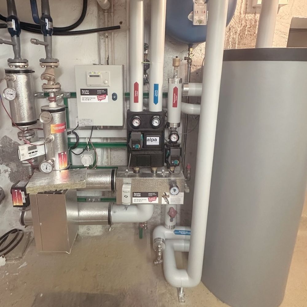 2025 / Gewerbe, Langstrasse, Zürich
Kunde: Bourquin Uhren / Arbeit: Planung und Ausführung Heizungssanierung (Fernwärme+WW)