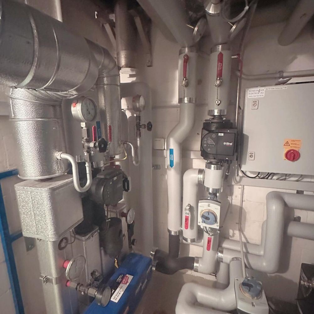 2025 / MFH Bleicherstrasse, Dietikon
Kunde: STWEG / Arbeit: Installation der Heizungssanierung (Fernwärme+WW)